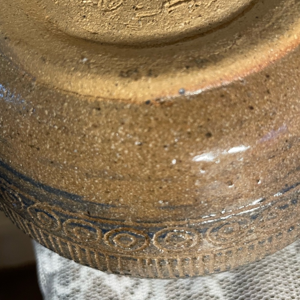 Pottery Pot - Picture 2 of 4